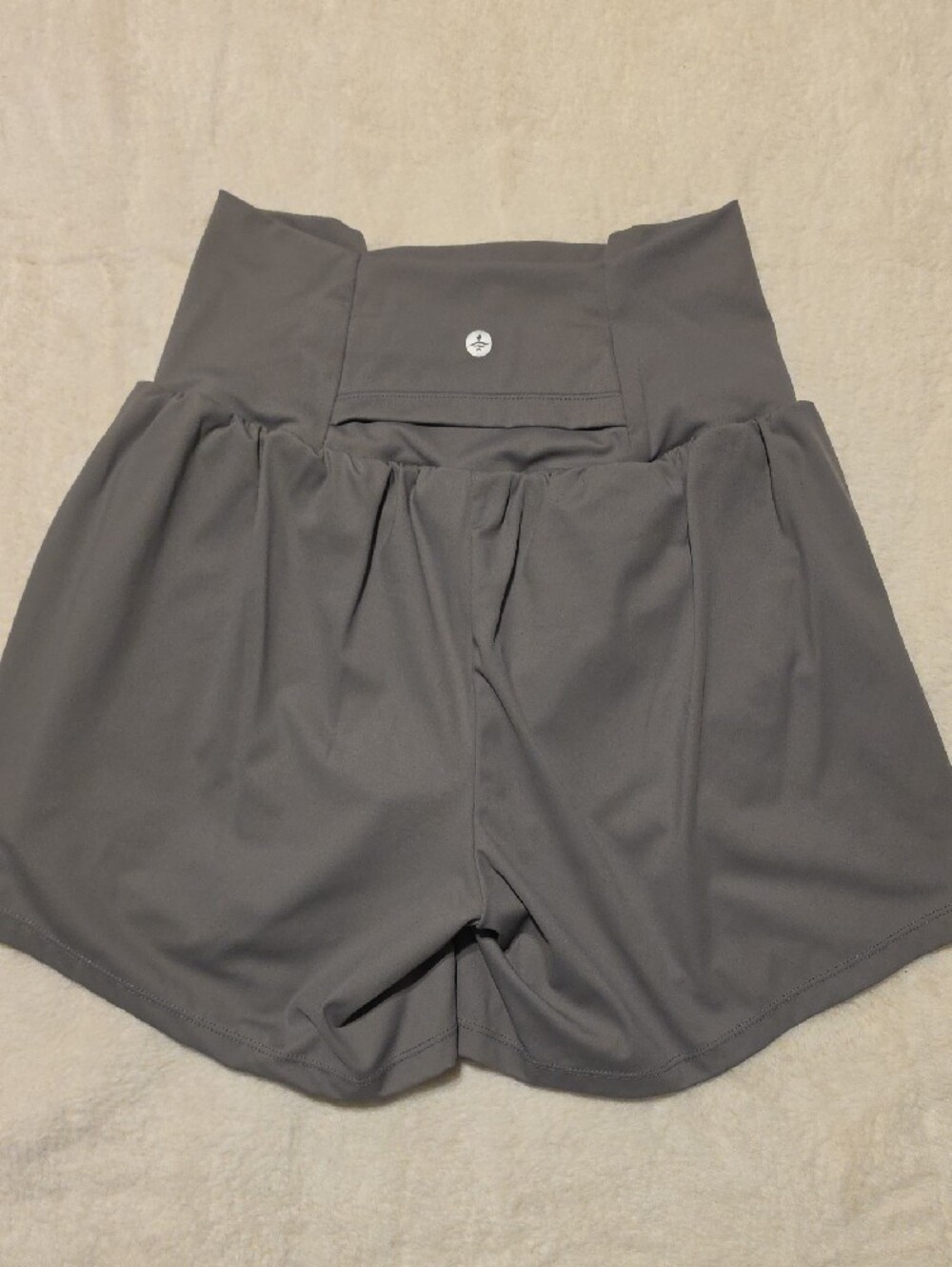 Halara  SoftlyZero™ Airy Super High Waisted 2-in-1 Cool Touch Yoga Shorts S-Long